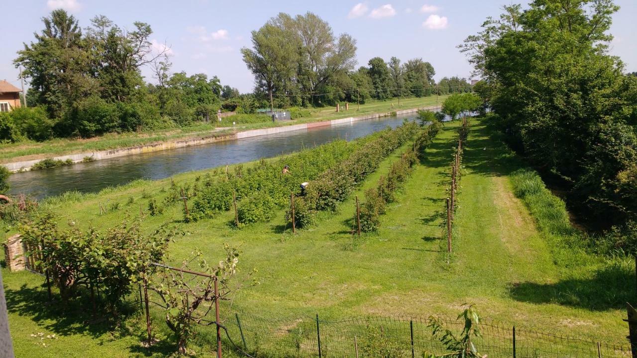 Agriturismo Cascina Poscallone أبياتغراسو المظهر الخارجي الصورة