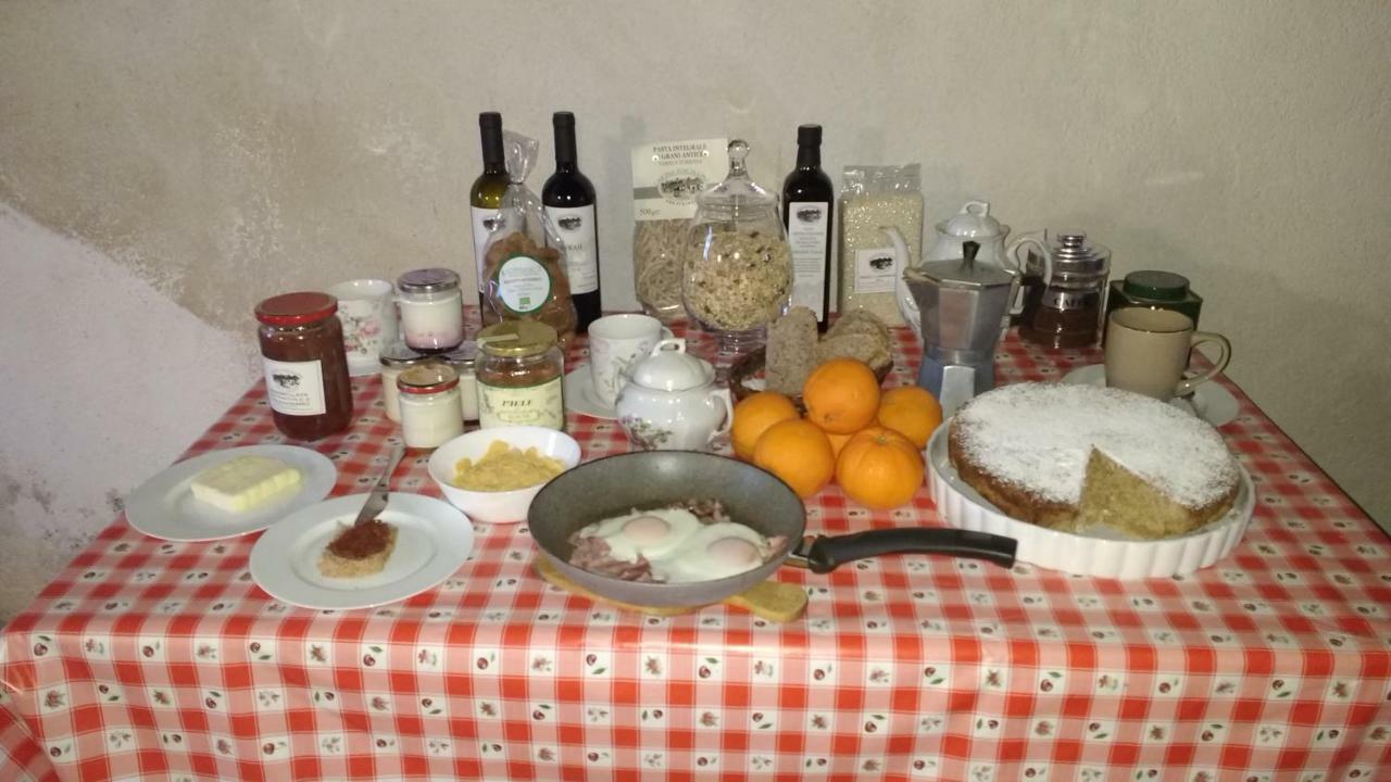 Agriturismo Cascina Poscallone أبياتغراسو المظهر الخارجي الصورة
